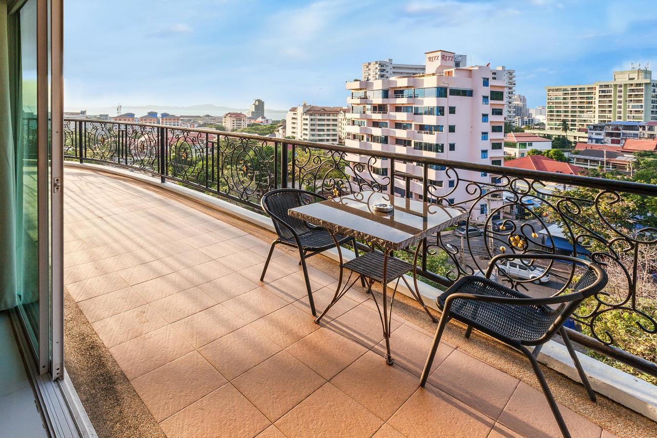 Tara Court Hotel Pattaya Ngoại thất bức ảnh